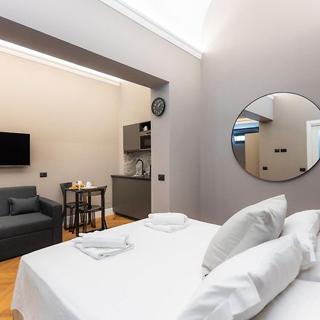 Luxury Suite Trevi ローマ エクステリア 写真