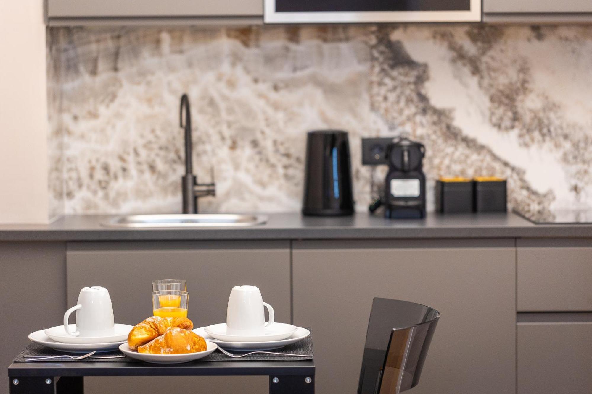 Luxury Suite Trevi ローマ エクステリア 写真