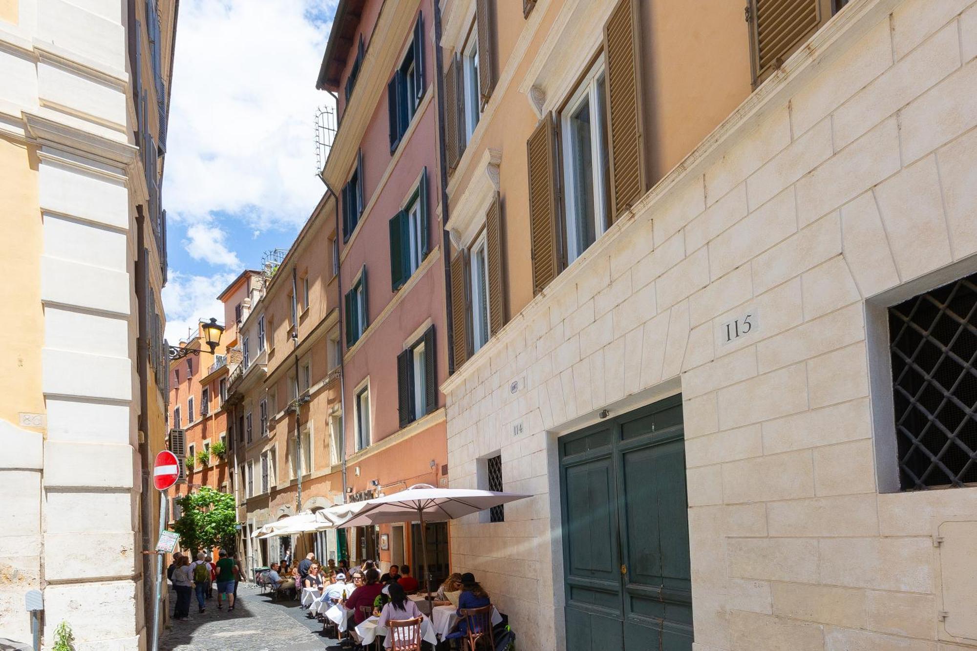 Luxury Suite Trevi ローマ エクステリア 写真
