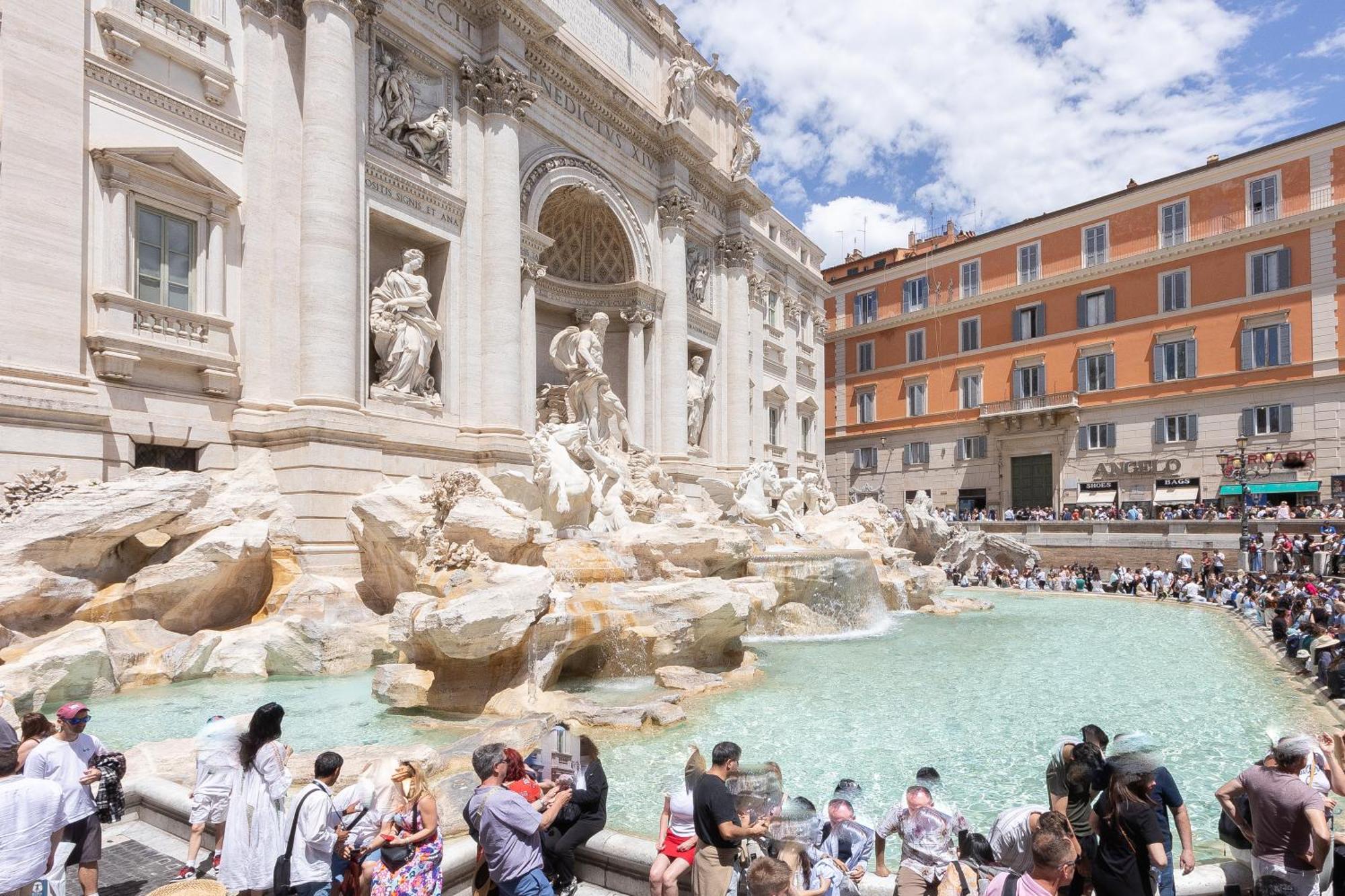 Luxury Suite Trevi ローマ エクステリア 写真